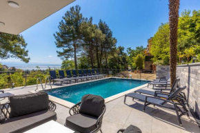 Beautiful Villa Visum Mare Tribus